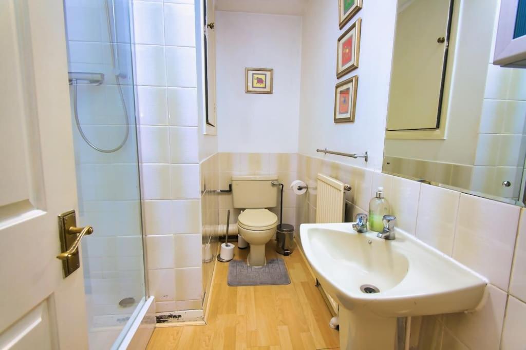 런던 Two Bed House Near Kings Cross 아파트 외부 사진